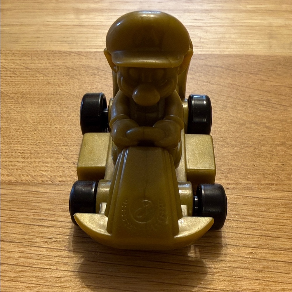 Mario Gold Racing Toy Car McDonalds Happy Meal Toy